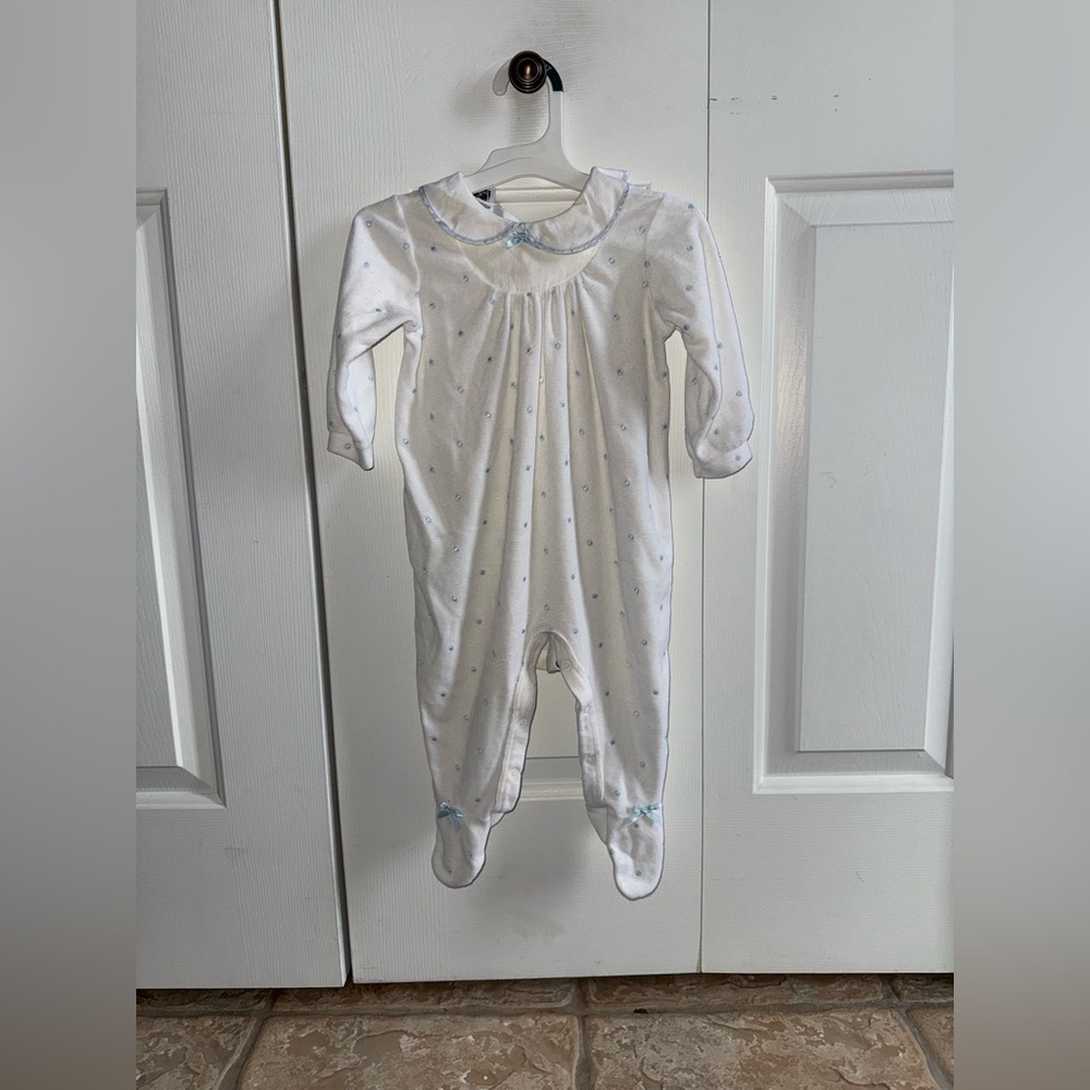 Saks Fifth Avenue 6-12m vintage polka dot baby pajamas